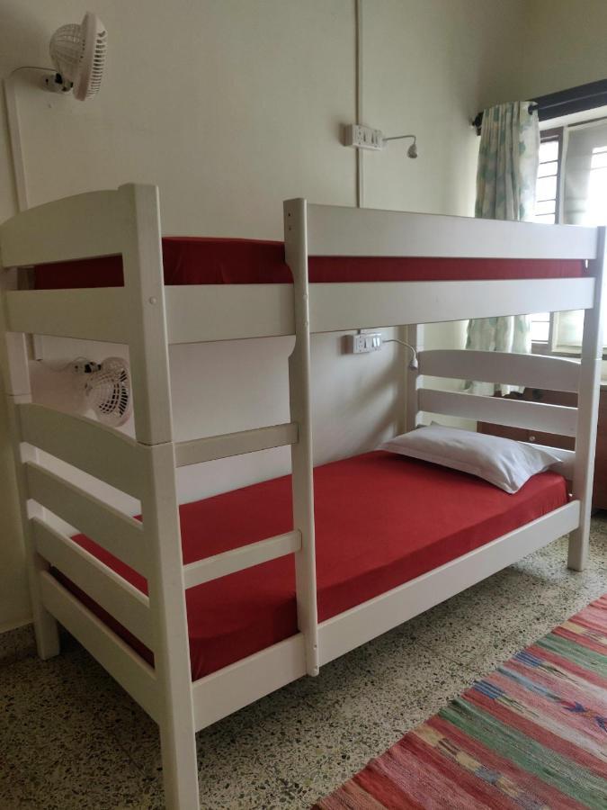 Raahgir Apartment Nashik Bagian luar foto