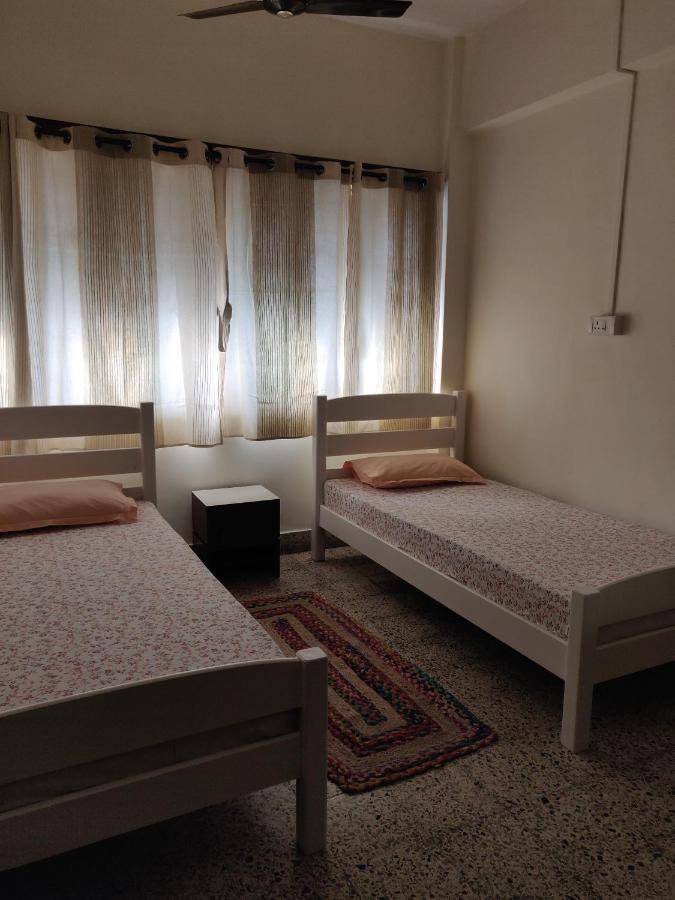 Raahgir Apartment Nashik Bagian luar foto