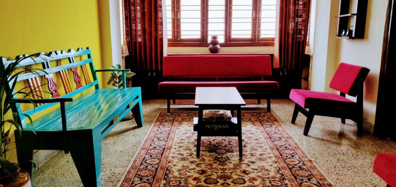 Raahgir Apartment Nashik Bagian luar foto
