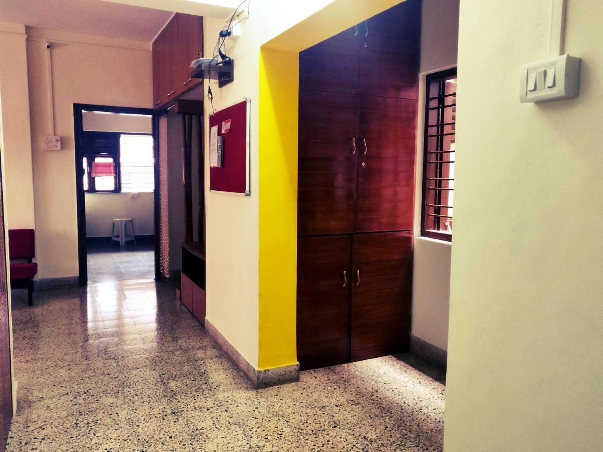 Raahgir Apartment Nashik Bagian luar foto